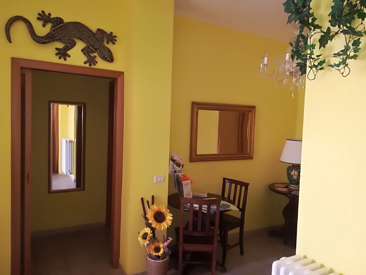 Locanda Del Golfo La Spezia Bagian luar foto